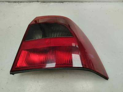 PILOTO TRASERO DERECHO OPEL VECTRA B BERLINA 2001 1.6 16V (101 CV)
