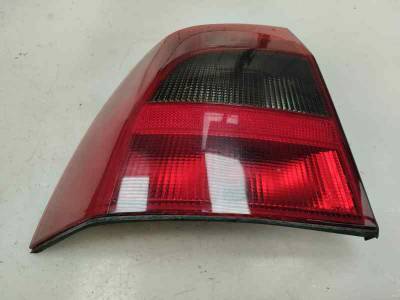PILOTO TRASERO IZQUIERDO OPEL VECTRA B BERLINA 2001 1.6 16V (101 CV)