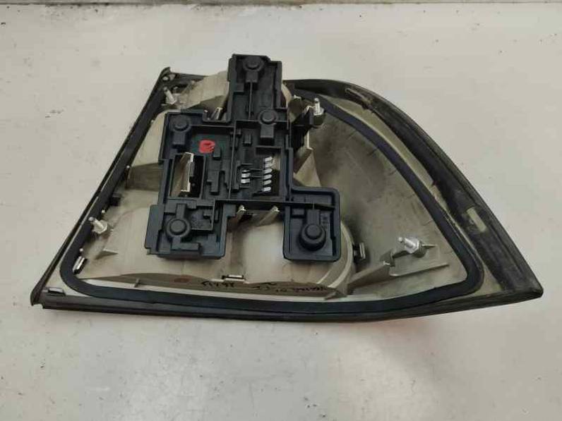 PILOTO TRASERO IZQUIERDO OPEL VECTRA B BERLINA 2001 1.6 16V (101 CV)