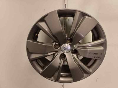 LLANTA PEUGEOT 2008 2019 1.2 VTI