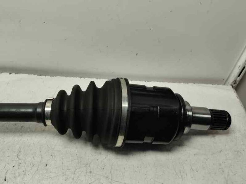 TRANSMISION DELANTERA IZQUIERDA TOYOTA AVENSIS BERLINA 2004 2.0 CDT (116 CV)