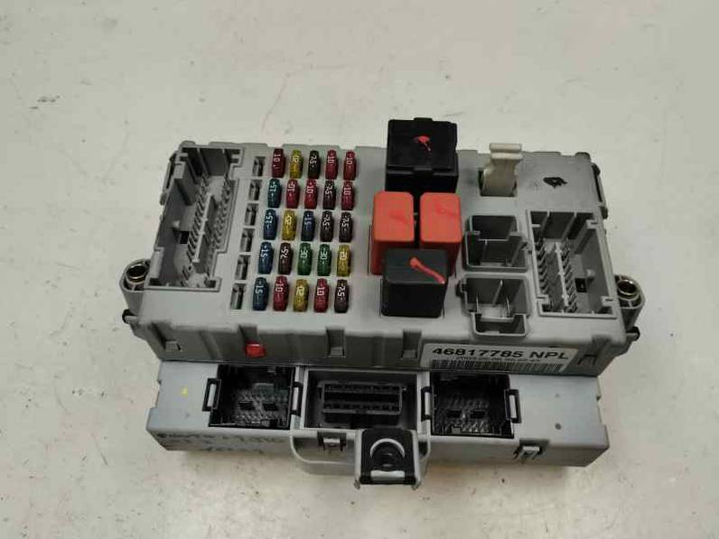 CAJA RELES FUSIBLES FIAT PUNTO BERLINA 2003 1.9 JTD (86 CV)