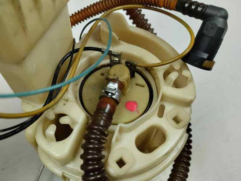 BOMBA COMBUSTIBLE AUDI A4 BERLINA 2001 2.0 5V (131 CV)