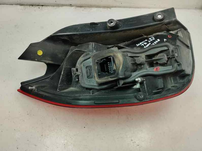 PILOTO TRASERO DERECHO RENAULT SCENIC II 2007 1.5 DCI (107 CV)