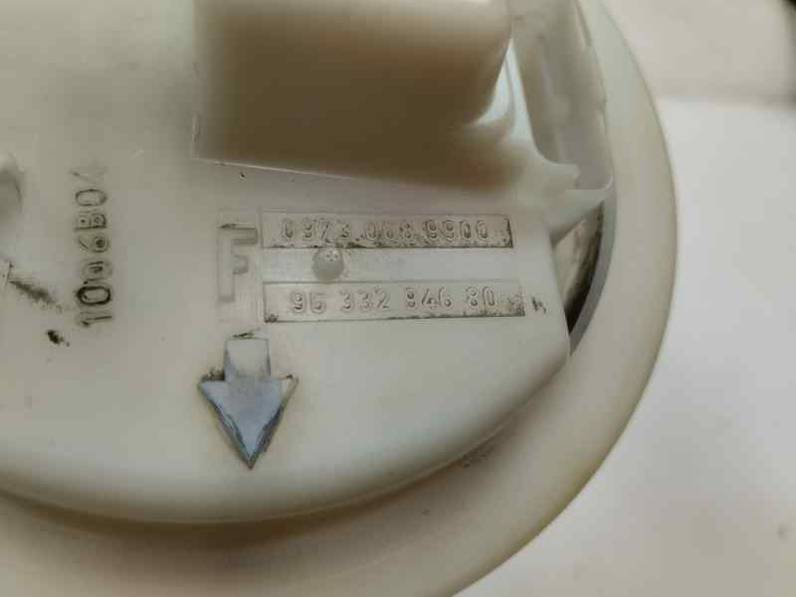 BOMBA COMBUSTIBLE PEUGEOT 206 BERLINA 2001 1.4 GASOLINA (75 CV)