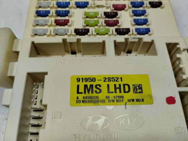 CAJA RELES FUSIBLES HYUNDAI IX35 2011 2.0 CRDI (136 CV)