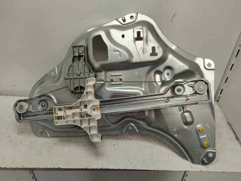 ELEVALUNAS TRASERO DERECHO HYUNDAI IX35 2011 2.0 CRDI (136 CV)