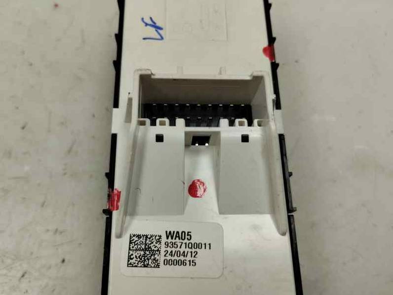 MANDO ELEVALUNAS DELANTERO IZQUIERDO HYUNDAI BAYON 2024 1.2 GASOLINA