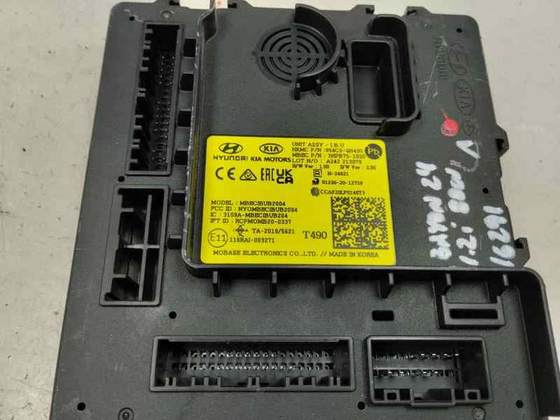 CAJA RELES FUSIBLES HYUNDAI BAYON 2024 1.2 GASOLINA