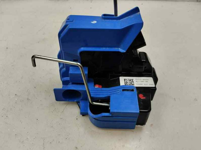 CERRADURA PUERTA DELANTERA DERECHA HYUNDAI BAYON 2024 1.2 GASOLINA