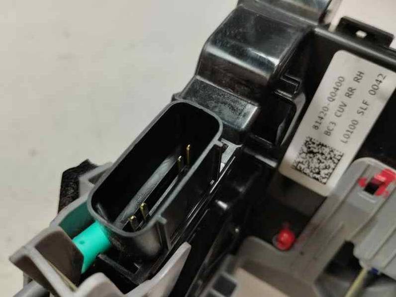 CERRADURA PUERTA TRASERA DERECHA HYUNDAI BAYON 2024 1.2 GASOLINA