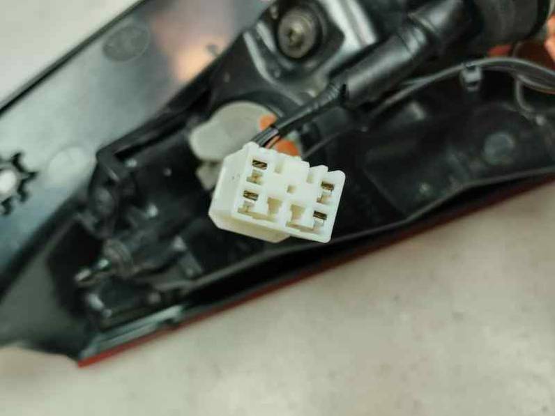 PILOTO TRASERO DERECHO HYUNDAI BAYON 2024 1.2 GASOLINA