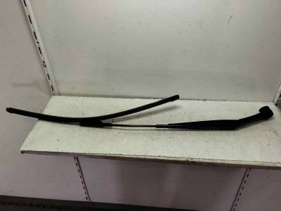 BRAZO LIMPIA DELANTERO IZQUIERDO HYUNDAI BAYON 2024 1.2 GASOLINA