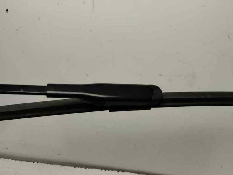 BRAZO LIMPIA DELANTERO DERECHO HYUNDAI BAYON 2024 1.2 GASOLINA