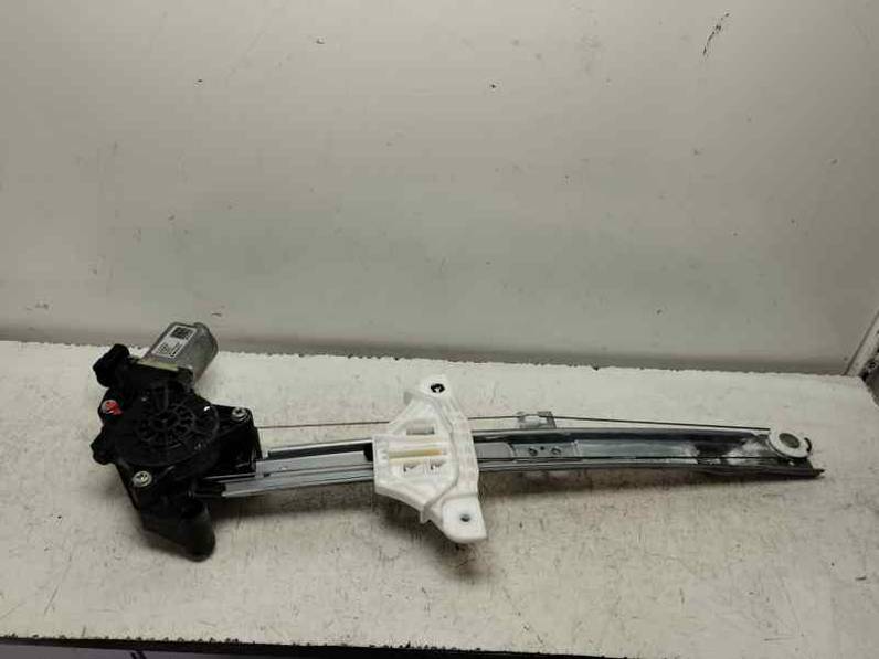 ELEVALUNAS TRASERO IZQUIERDO HYUNDAI BAYON 2024 1.2 GASOLINA