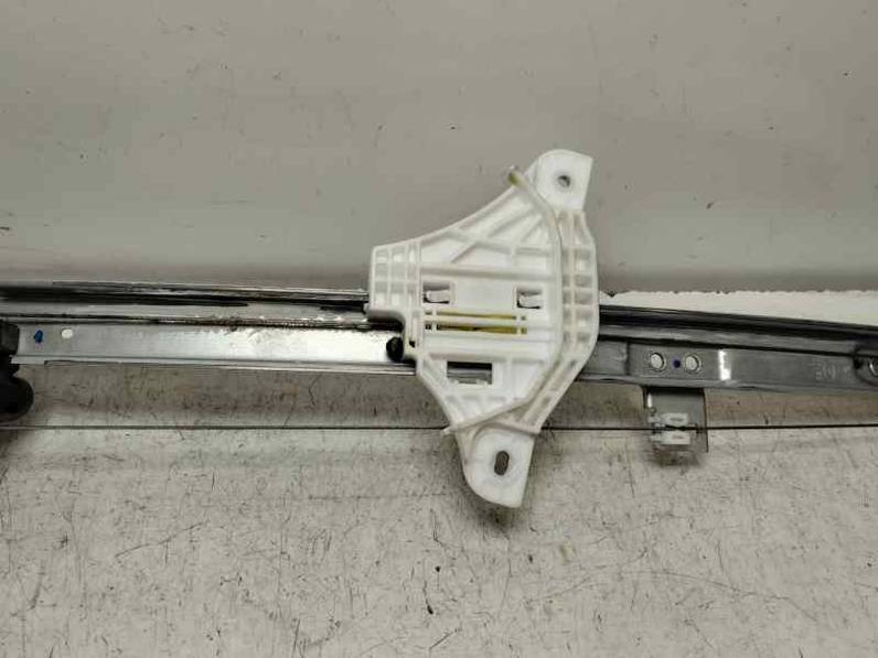 ELEVALUNAS DELANTERO DERECHO HYUNDAI BAYON 2024 1.2 GASOLINA