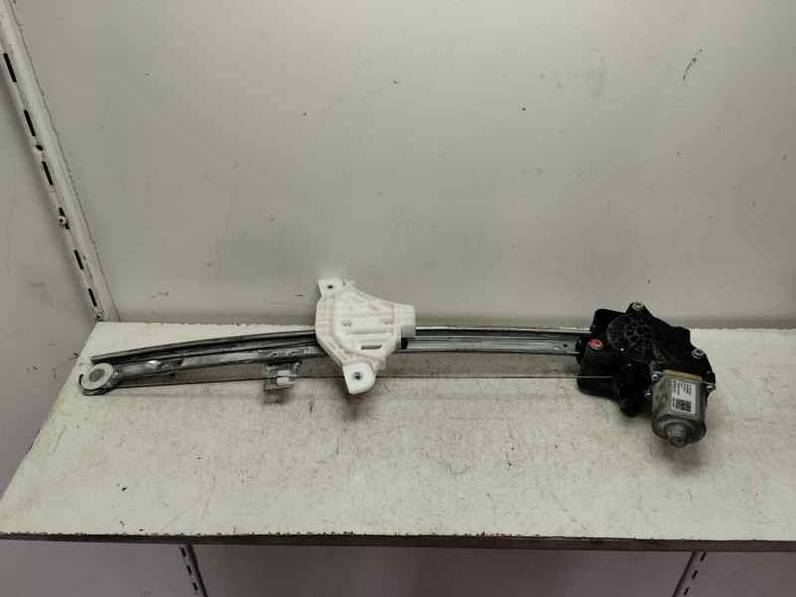 ELEVALUNAS DELANTERO IZQUIERDO HYUNDAI BAYON 2024 1.2 GASOLINA