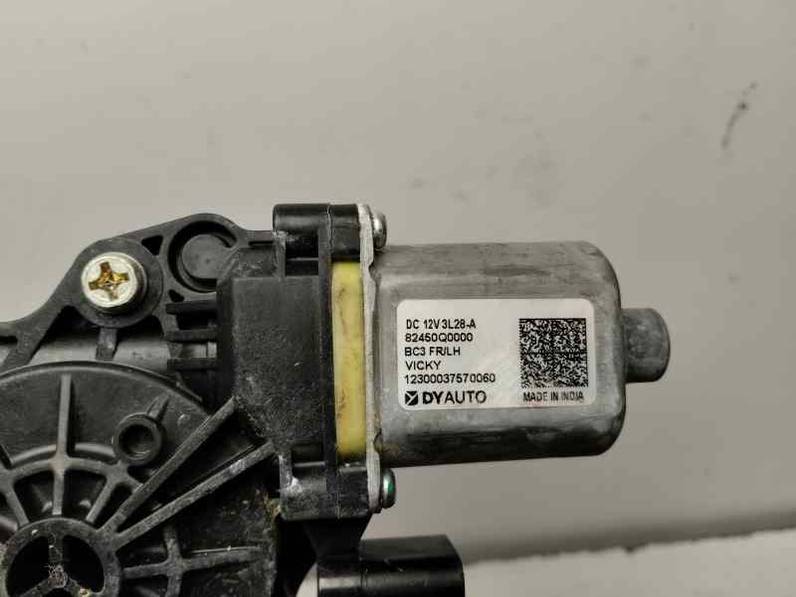 ELEVALUNAS DELANTERO IZQUIERDO HYUNDAI BAYON 2024 1.2 GASOLINA