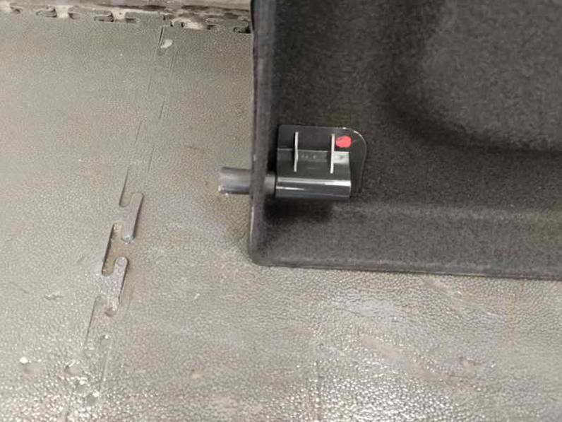 BANDEJA TRASERA HYUNDAI BAYON 2024 1.2 GASOLINA