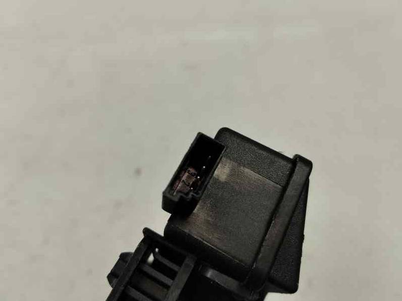 CERRADURA MALETERO PORTON BMW SERIE 3 BERLINA 2001 2.0 16V DIESEL (136 CV)