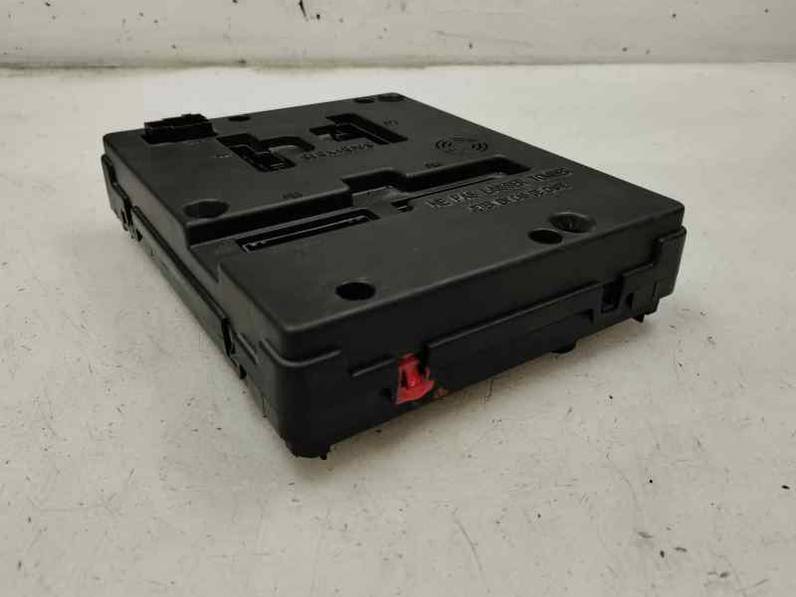 CAJA RELES FUSIBLES RENAULT SCENIC 2003 1.9 DTI (80 CV)