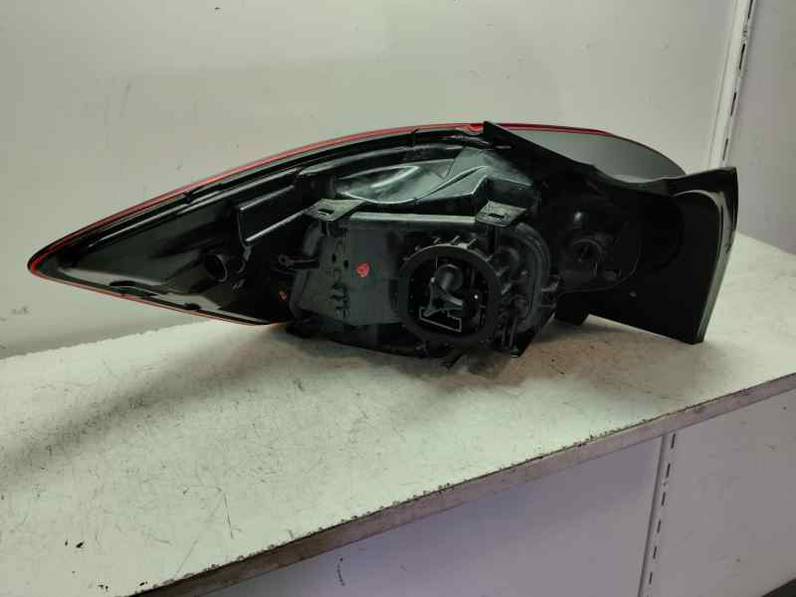 PILOTO TRASERO DERECHO DACIA SANDERO III 2024 1.0 AUTOGAS