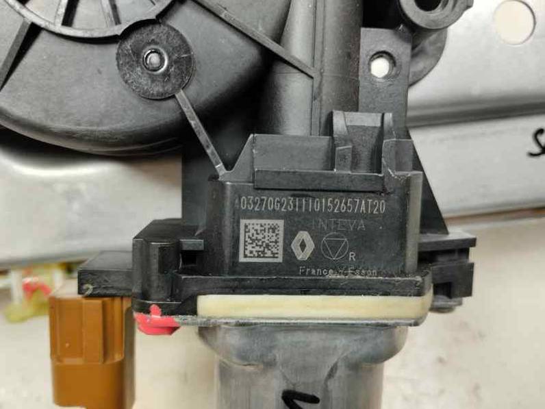 ELEVALUNAS TRASERO DERECHO DACIA SANDERO III 2024 1.0 AUTOGAS