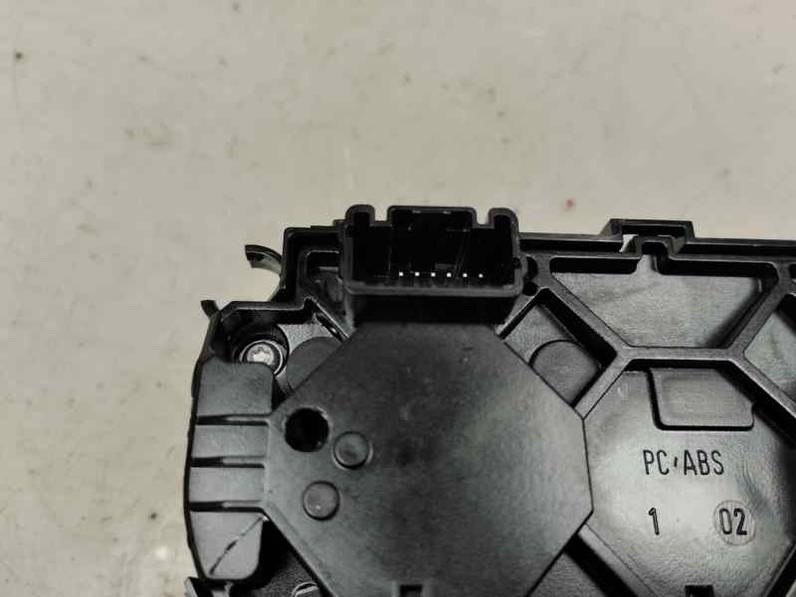 MANDO CLIMATIZADOR DACIA SANDERO III 2024 1.0 AUTOGAS