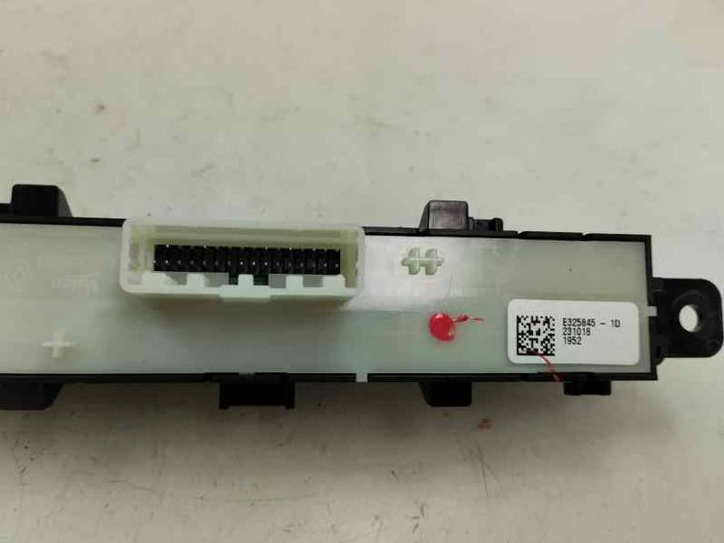 WARNING DACIA SANDERO III 2024 1.0 AUTOGAS