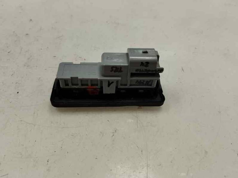 MANETA EXTERIOR PORTON DACIA SANDERO III 2024 1.0 AUTOGAS