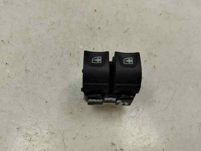 MANDO ELEVALUNAS DELANTERO IZQUIERDO DACIA SANDERO III 2024 1.0 AUTOGAS