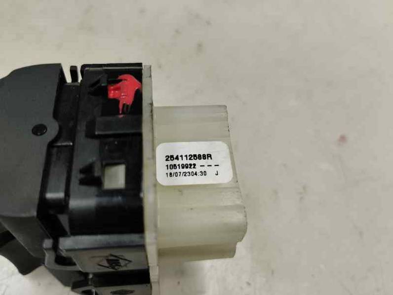 MANDO ELEVALUNAS DELANTERO IZQUIERDO DACIA SANDERO III 2024 1.0 AUTOGAS