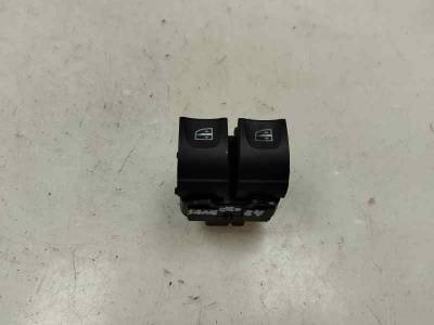 MANDO ELEVALUNAS DELANTERO IZQUIERDO DACIA SANDERO III 2024 1.0 AUTOGAS