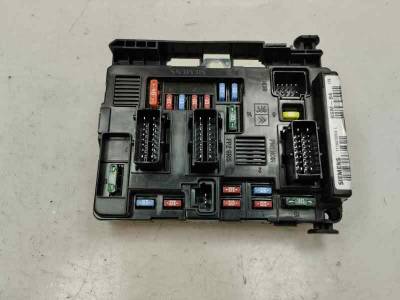 CAJA RELES FUSIBLES CITROEN C3 2005 1398 HDI