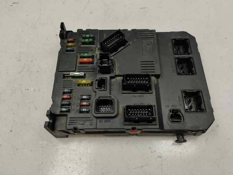 CAJA RELES FUSIBLES CITROEN C3 2004 1.4 HDI (68 CV)
