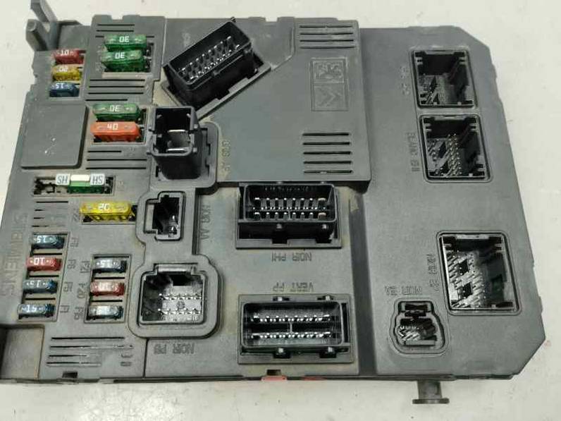 CAJA RELES FUSIBLES CITROEN C3 2004 1.4 HDI (68 CV)