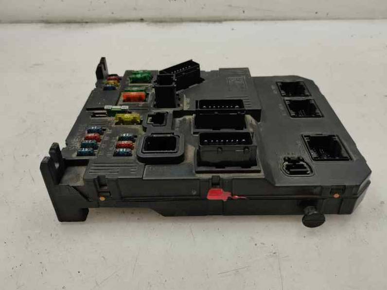 CAJA RELES FUSIBLES CITROEN C3 2004 1.4 HDI (68 CV)