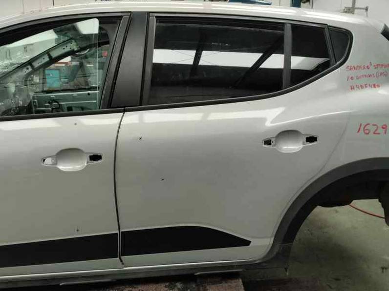 PUERTA TRASERA IZQUIERDA DACIA SANDERO III 2024 1.0 AUTOGAS