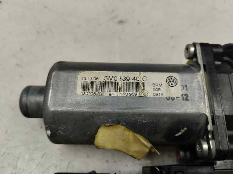 MOTOR ELEVALUNAS TRASERO IZQUIERDO VOLKSWAGEN GOLF PLUS 2007 1.9 TDI (105 CV)