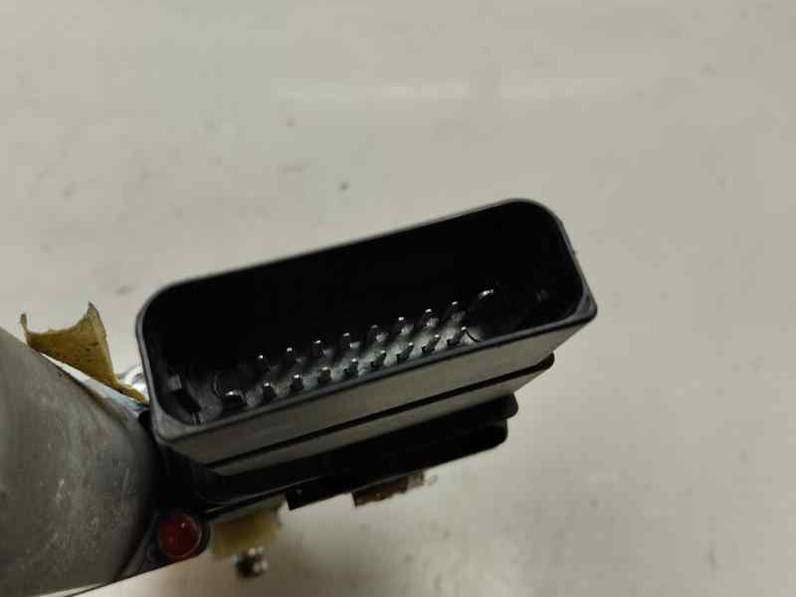 MOTOR ELEVALUNAS TRASERO IZQUIERDO VOLKSWAGEN GOLF PLUS 2007 1.9 TDI (105 CV)