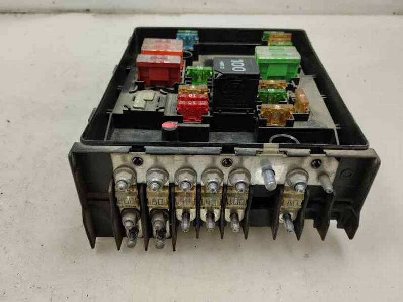 CAJA RELES FUSIBLES VOLKSWAGEN GOLF PLUS 2007 1.9 TDI (105 CV)