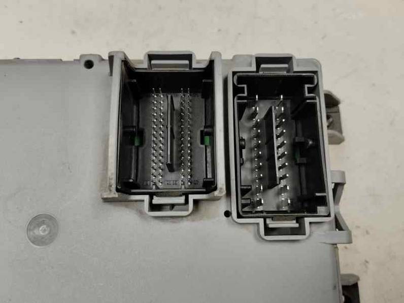 CAJA RELES FUSIBLES FORD KA 2008 1.3 JTD MULTIJET (75 CV)