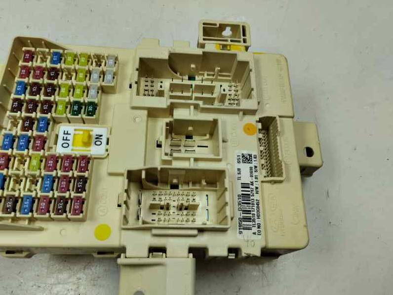 CAJA RELES FUSIBLES HYUNDAI TUCSON 2018 1.7 CRDI (116 CV)