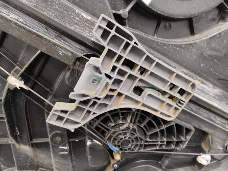 ELEVALUNAS TRASERO DERECHO HYUNDAI TUCSON 2018 1.7 CRDI (116 CV)