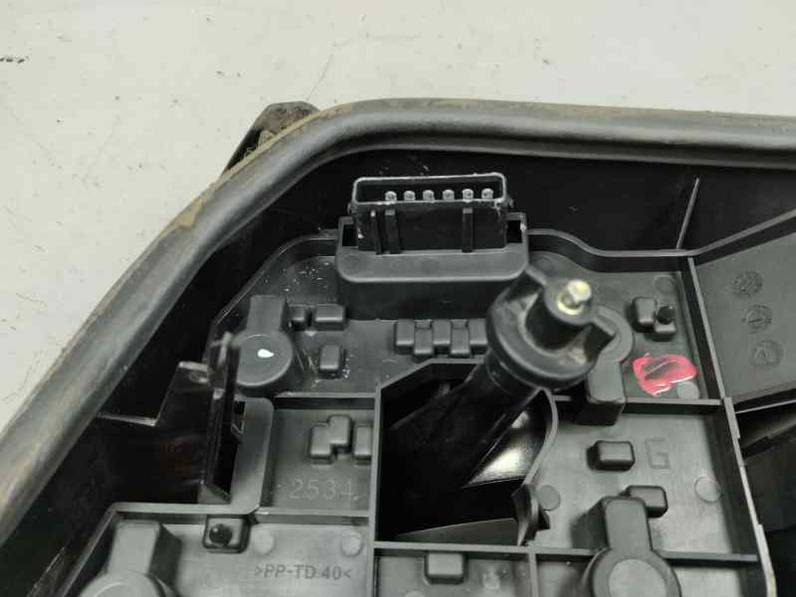 PILOTO TRASERO IZQUIERDO CITROEN XSARA BERLINA 2000 2.0 HDI (90 CV)