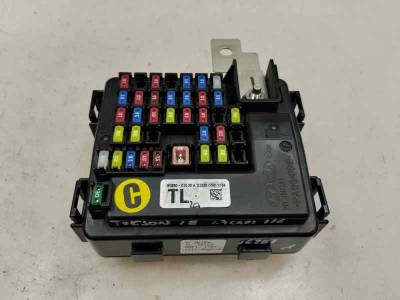 CAJA RELES FUSIBLES HYUNDAI TUCSON 2018 1.7 CRDI (116 CV)