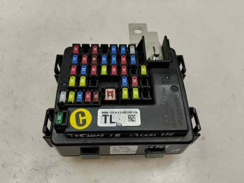 CAJA RELES FUSIBLES HYUNDAI TUCSON 2018 1.7 CRDI (116 CV)