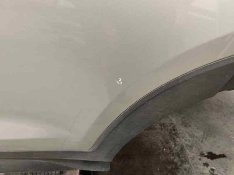 PUERTA TRASERA IZQUIERDA HYUNDAI TUCSON 2018 1.7 CRDI (116 CV)