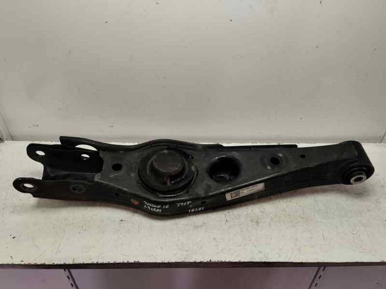 BRAZO SUSPENSION INFERIOR TRASERO DERECHO HYUNDAI TUCSON 2018 1.7 CRDI (116 CV)