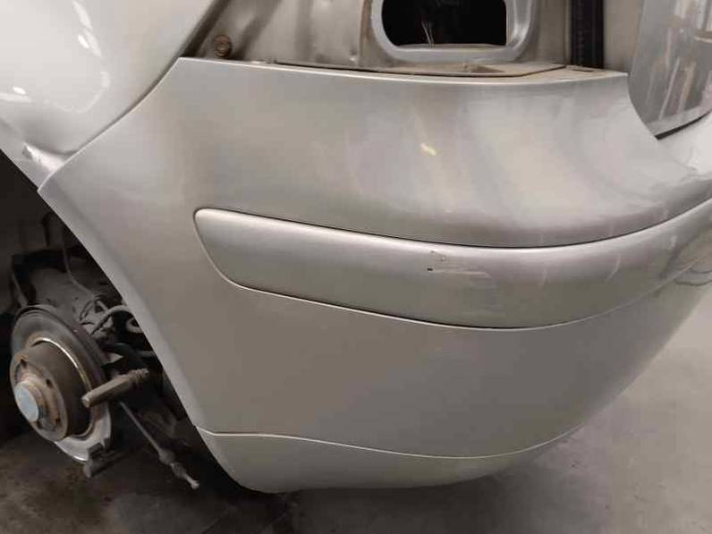 PARAGOLPES TRASERO VOLKSWAGEN GOLF IV BERLINA 2002 1.9 TDI (100 CV)